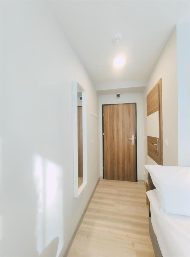 Zefiro Ogrody Aparthotel Гданск Екстериор снимка